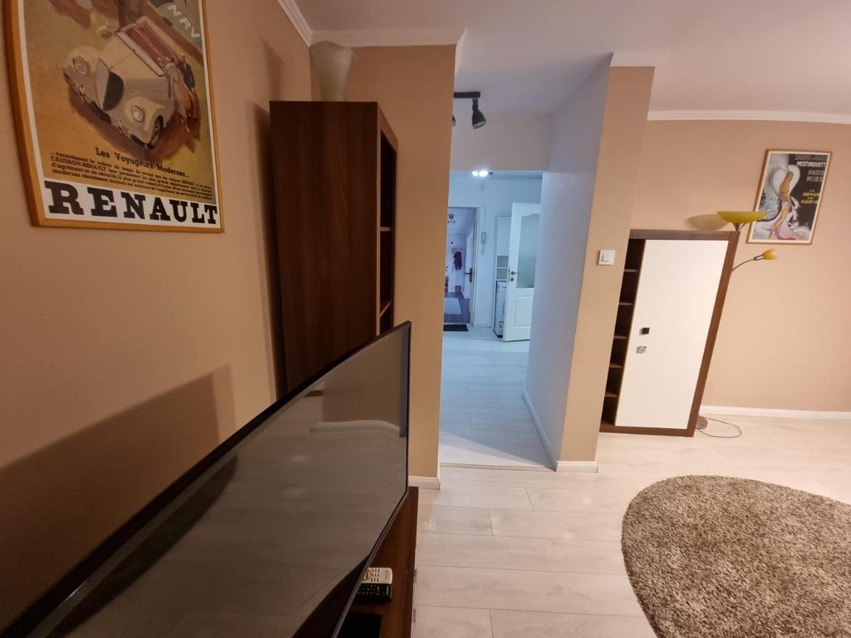 Apartments In The Aviatiei Area On Bukares Bagian luar foto