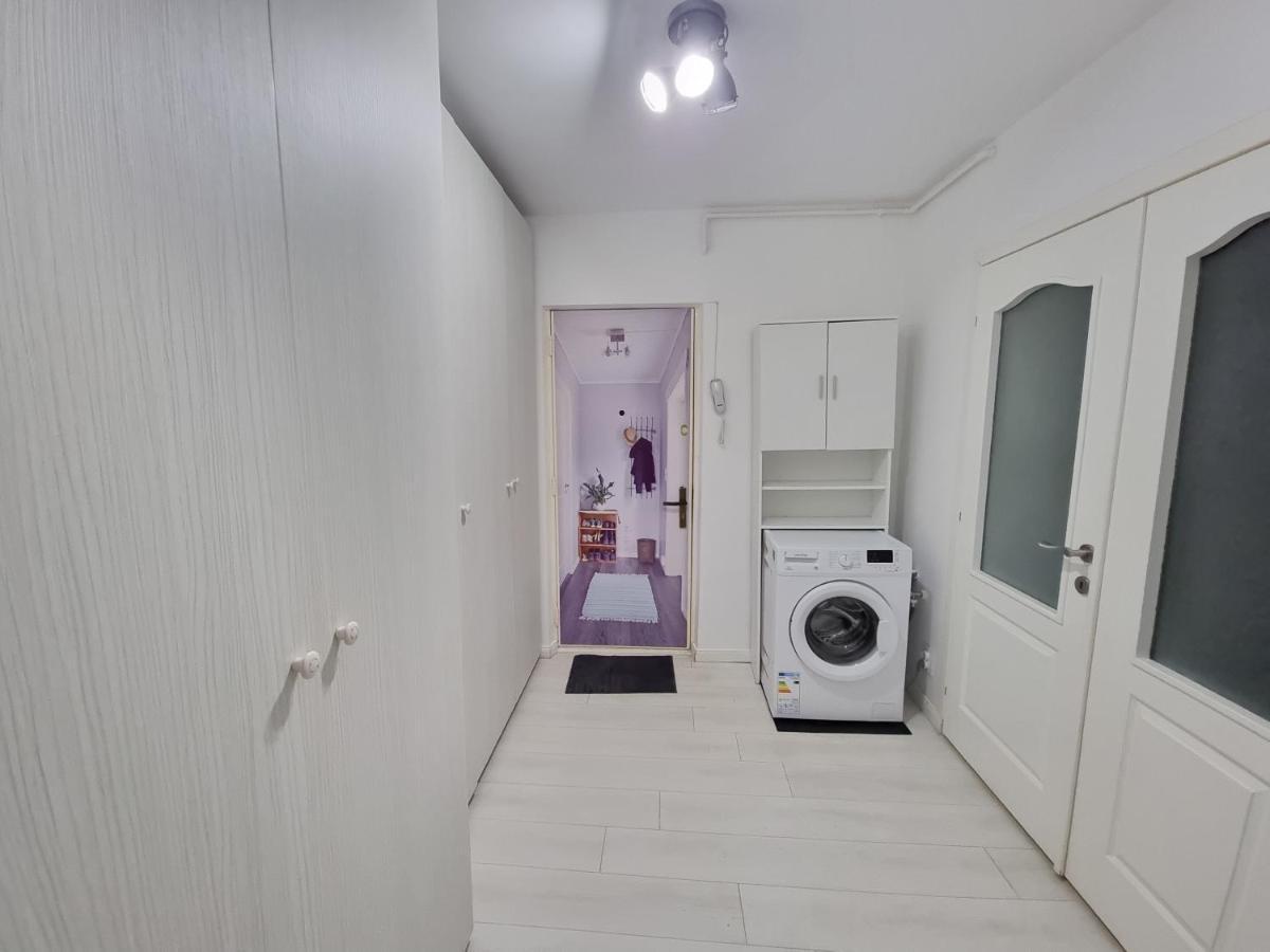 Apartments In The Aviatiei Area On Bukares Bagian luar foto