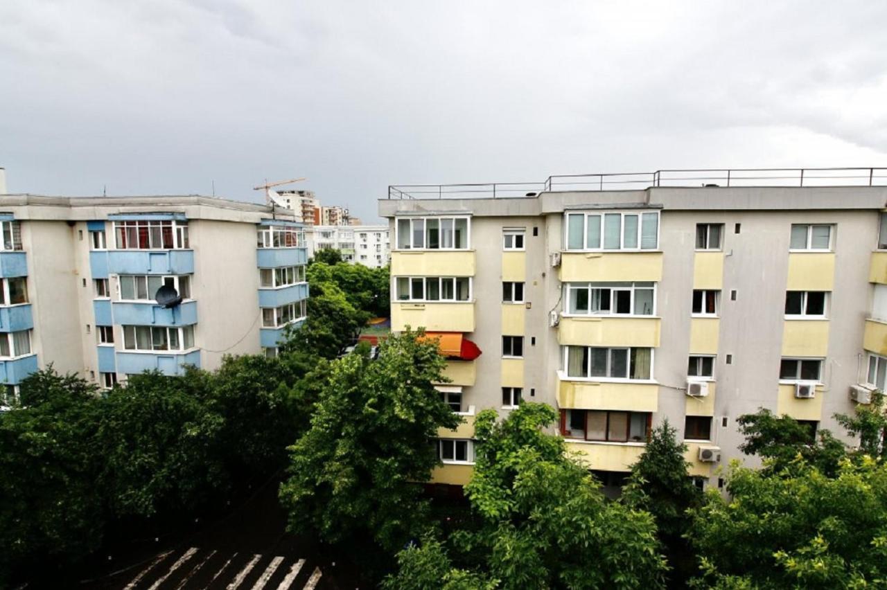 Apartments In The Aviatiei Area On Bukares Bagian luar foto